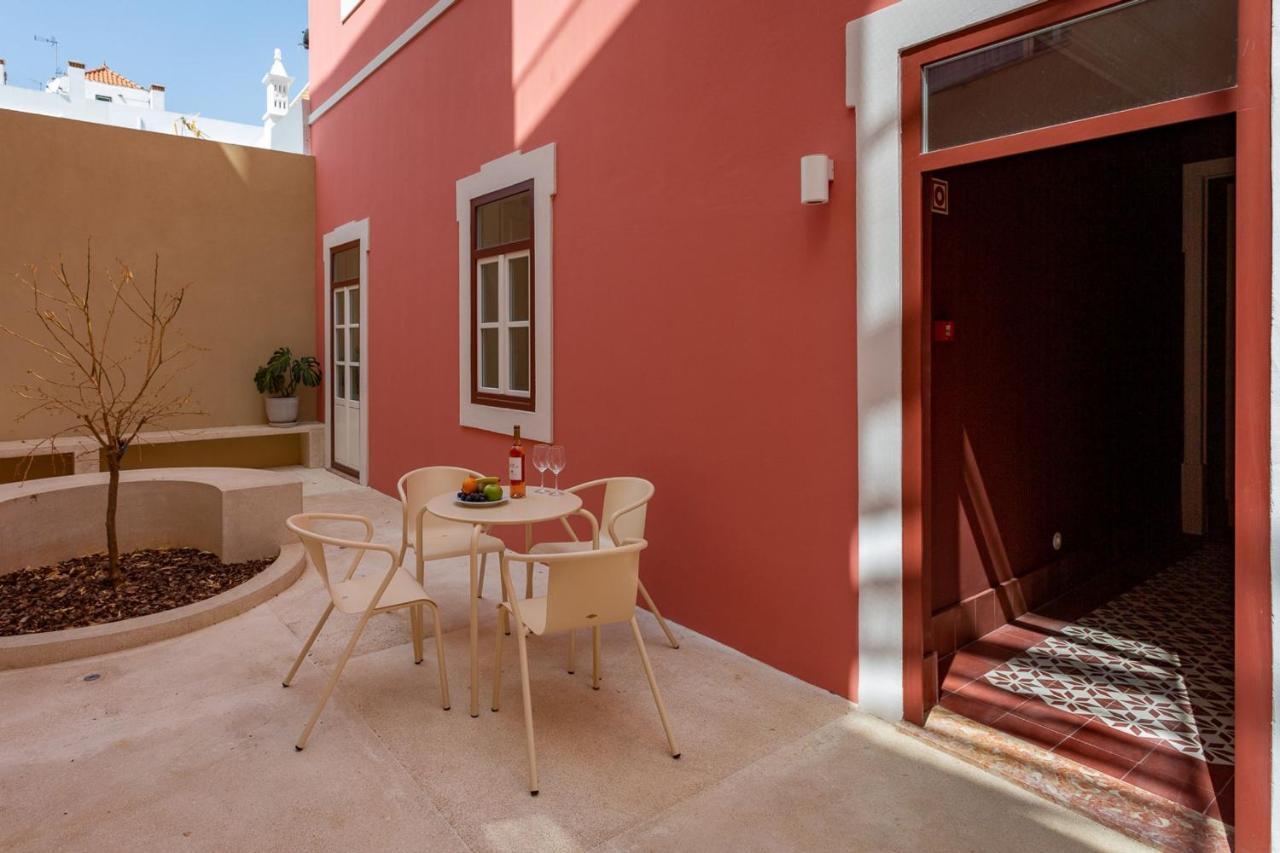 Princess Building W/Pool By Lovelystay Vila Real de Santo Antonio Ngoại thất bức ảnh