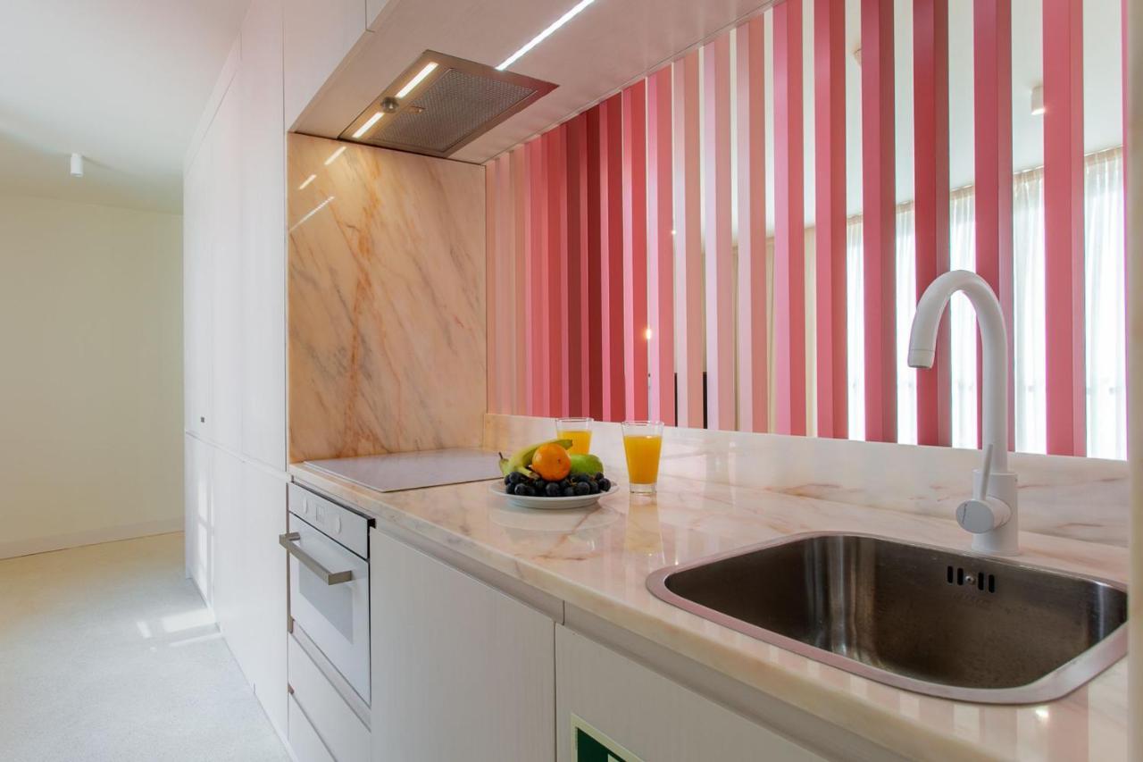 Princess Building W/Pool By Lovelystay Vila Real de Santo Antonio Ngoại thất bức ảnh